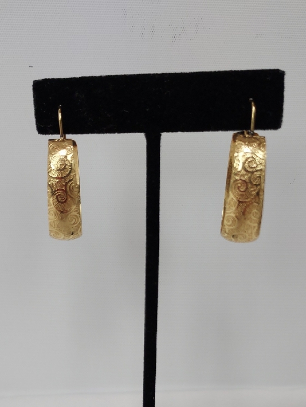 14K Gold Engraved Oval Hoop Drop Earrings